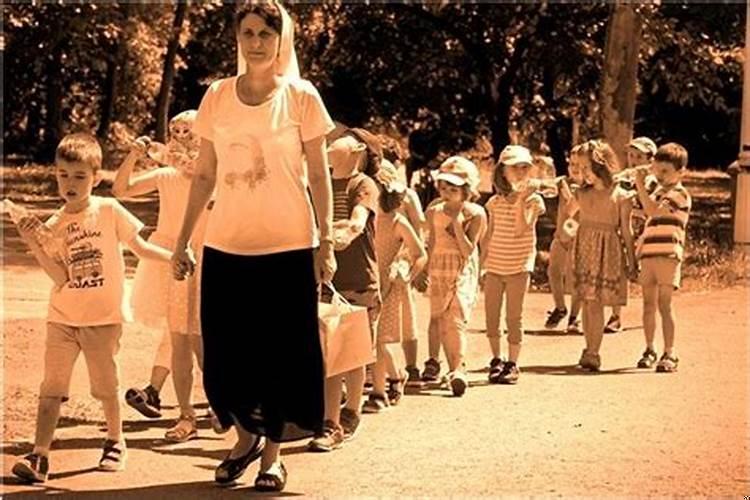 女人梦见挖坟墓有预兆