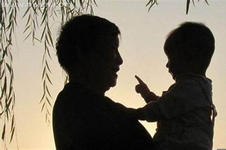 女人梦见已故的父母什么兆头呢