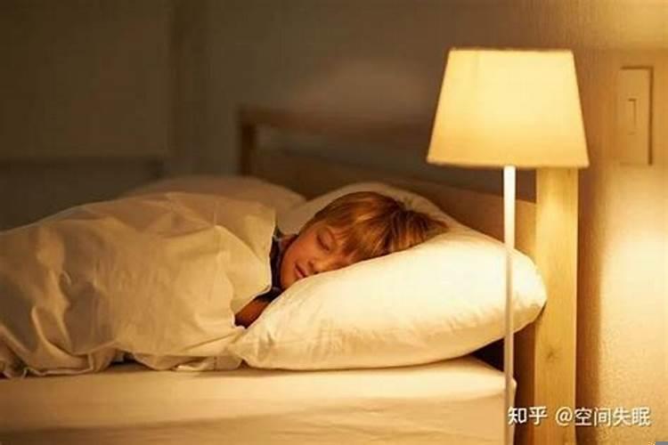晚上睡觉为啥不做梦