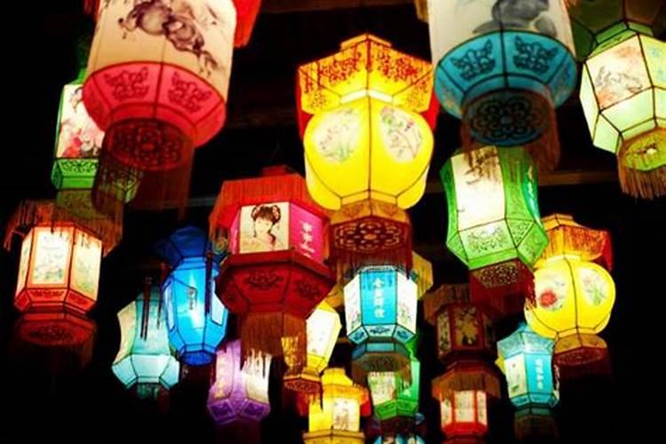 八月十五怎么拜月神