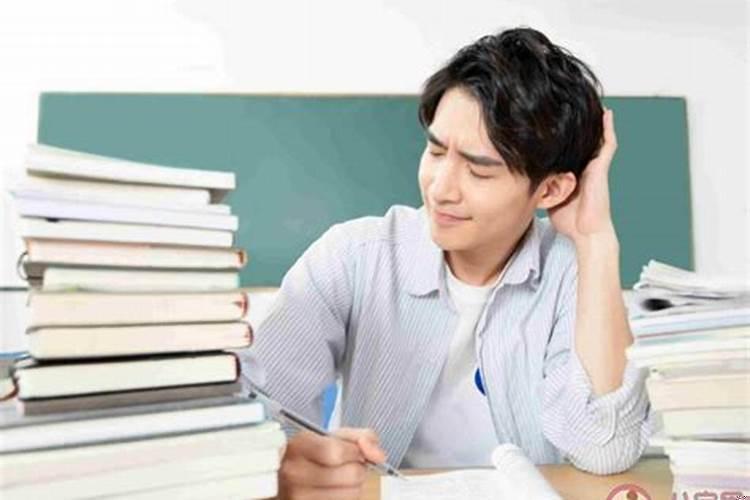 梦到学校和学生是什么意思