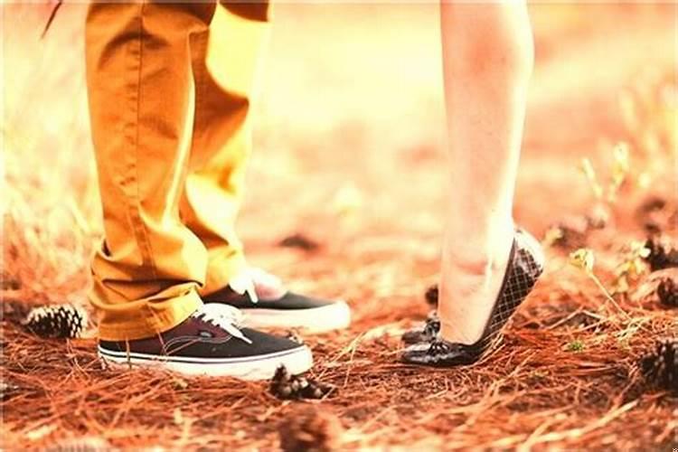 做梦梦到情人死了又活了