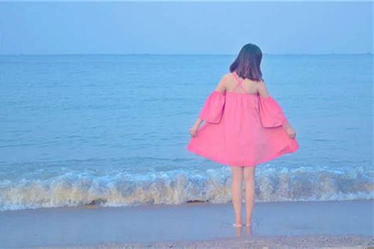 十二星座穿什么裙子好看女