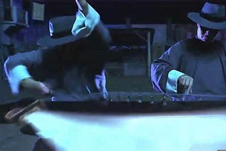 自建房三层楼高度每层多少