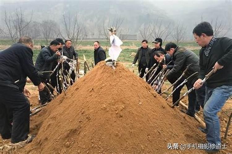 坟墓葬深浅问题