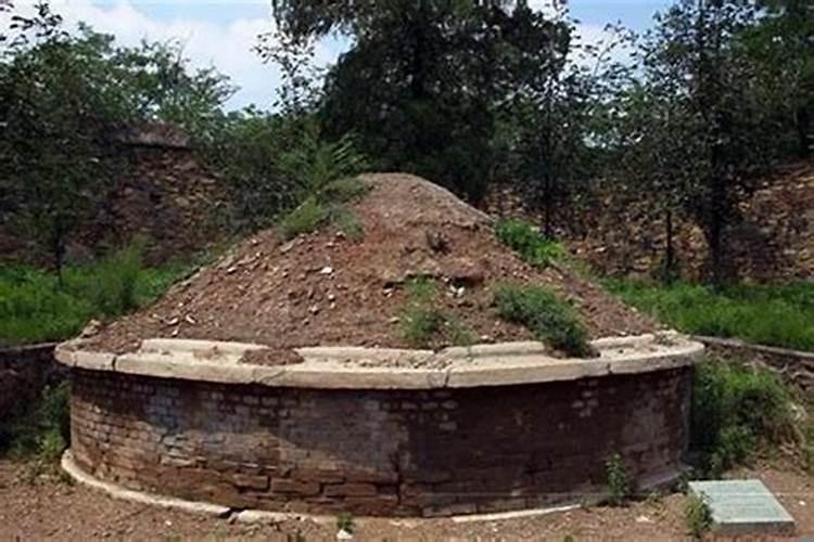 坟地深埋有什么讲究