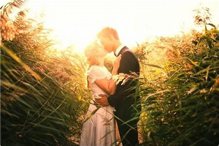 梦见女儿死了魂回来了