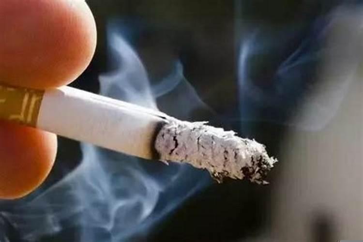 梦到屋里冒烟怎么回事