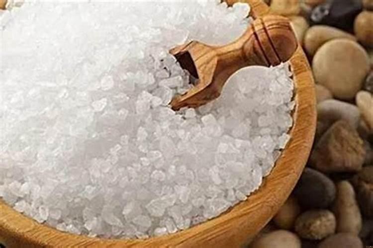 家里的盐用什么装