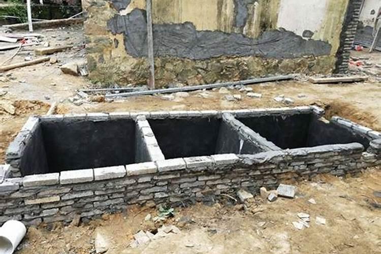 门前有化粪池怎么化解