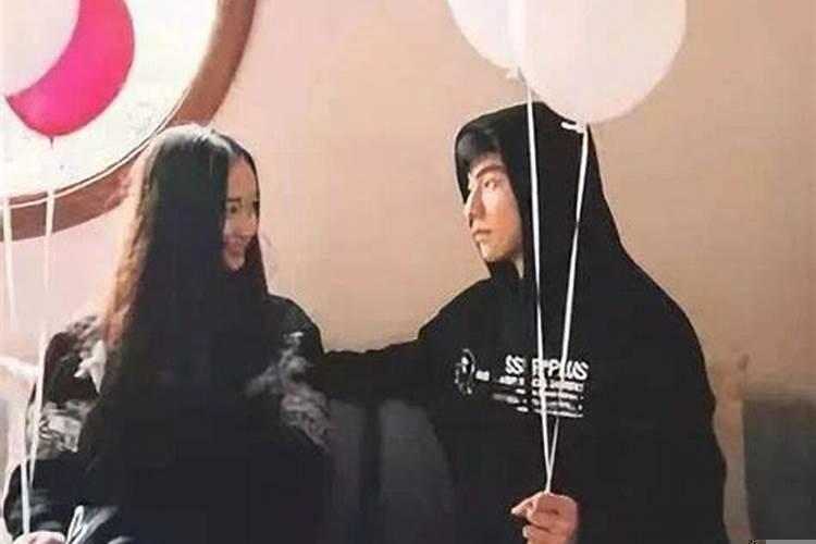 男孩女孩都属狗婚姻好不好