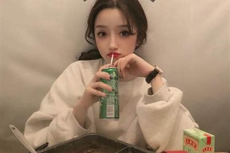 怎么样巧妙地约女生出来吃饭喝酒