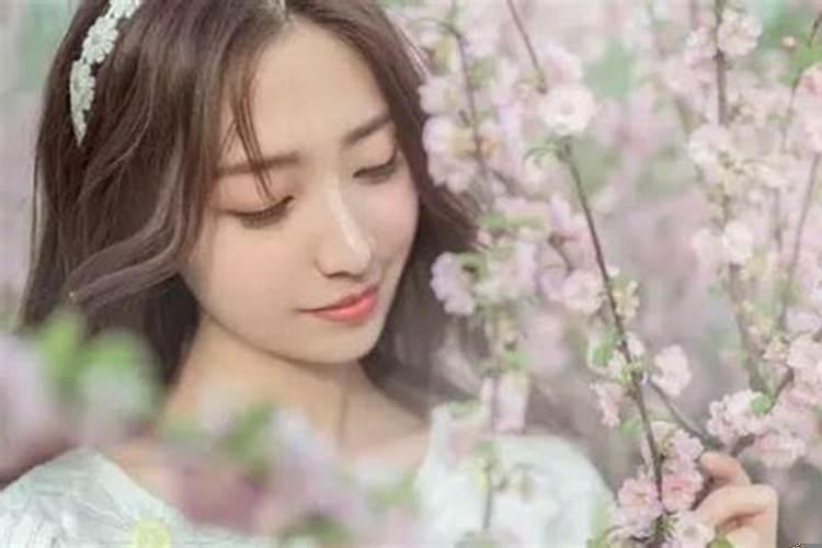 处座女2022年有桃花运吗