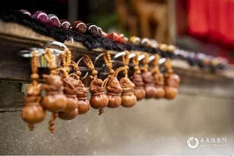 属猪人可以挂葫芦配饰吗