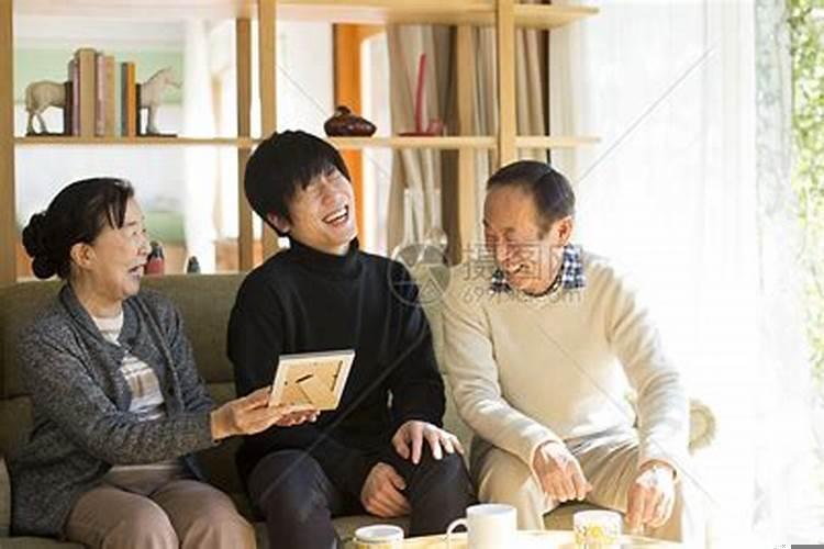 梦见儿子在外婆家好吗