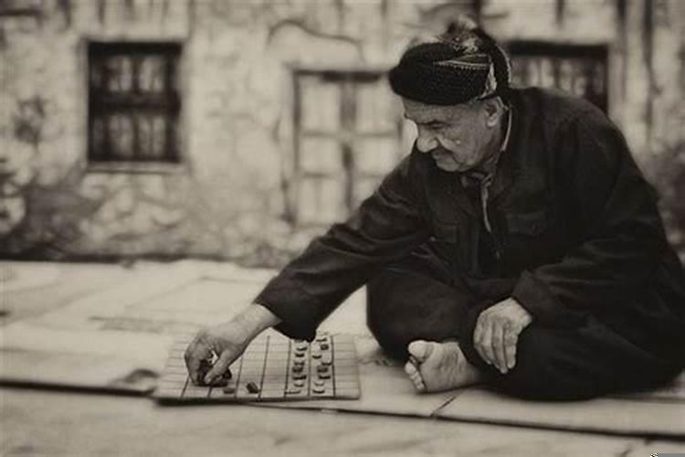 梦见死去的外公家