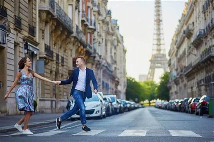 梦见和陌生男人有暧昧关系