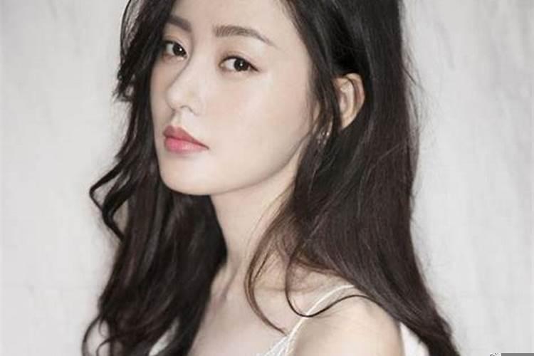 1996年天蝎座的女明星有谁