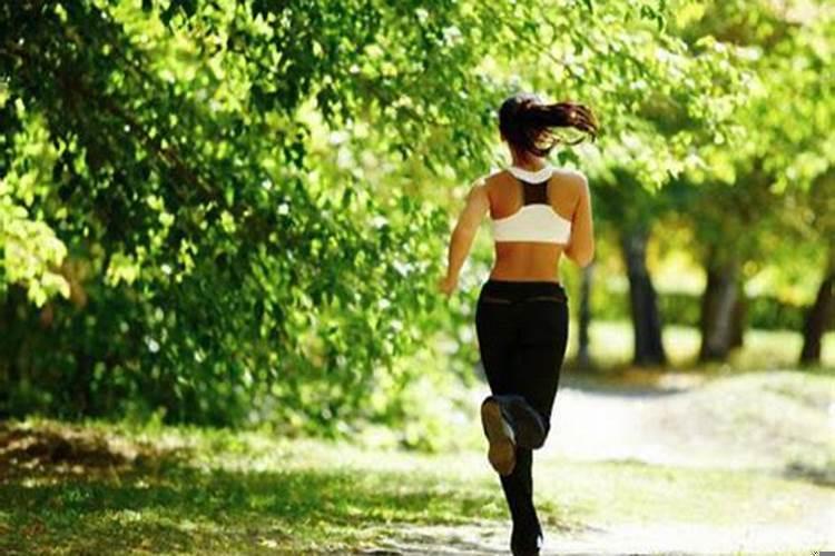 在梦里跑不快是什么意思