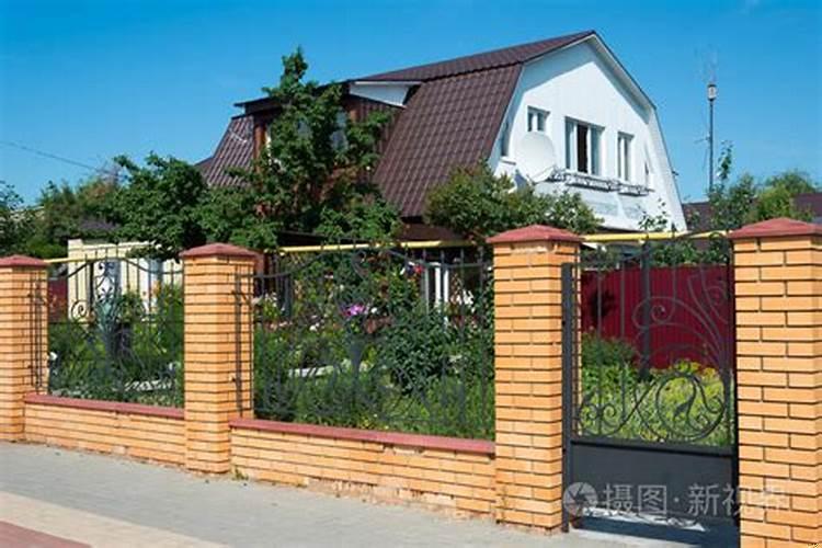 梦见自己的房子好漂亮好大一块