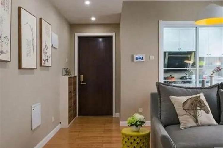 卫生间对着大门怎么办