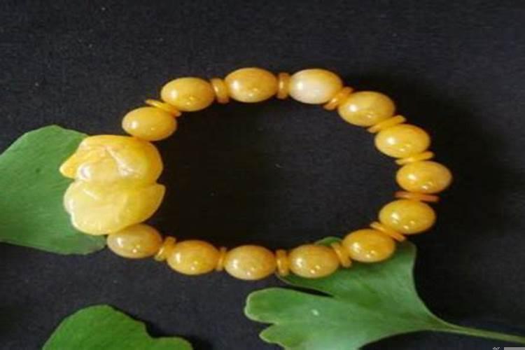 女人身上戴什么招财