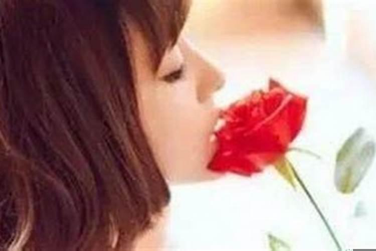 狮子座和哪个星座配对一百