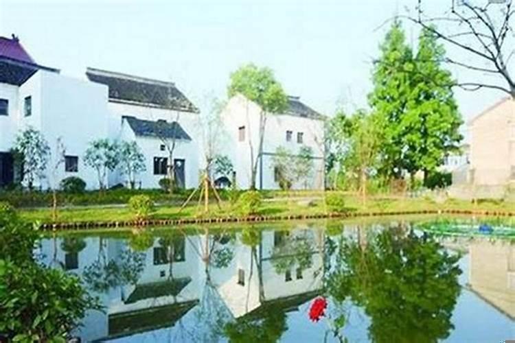 门后有河水风水如何