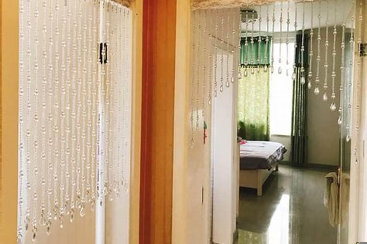 卧室门帘什么颜色风水好