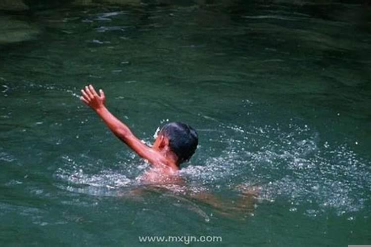 梦见掉到河里了是什么意思