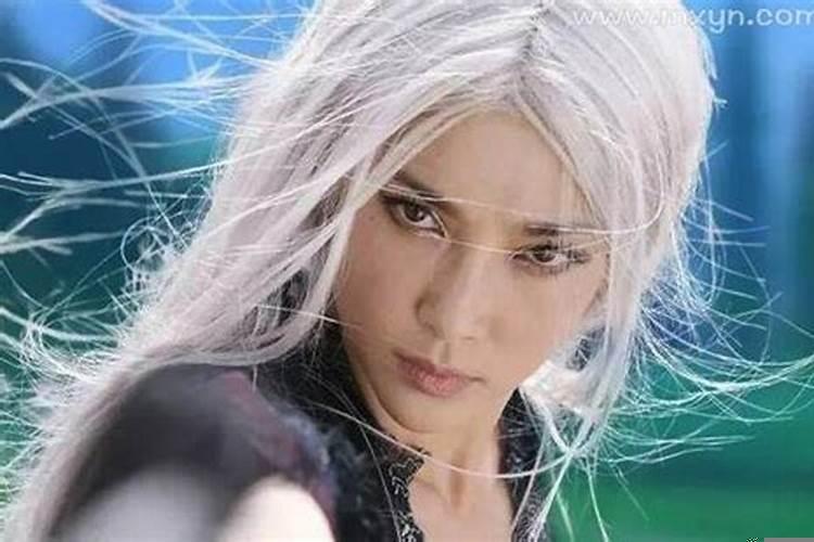 梦见头发白了周公