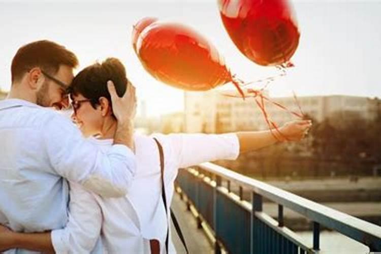 梦到被男的搂在怀里很真实