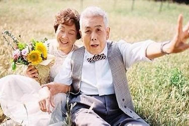 连续梦到爷爷奶奶