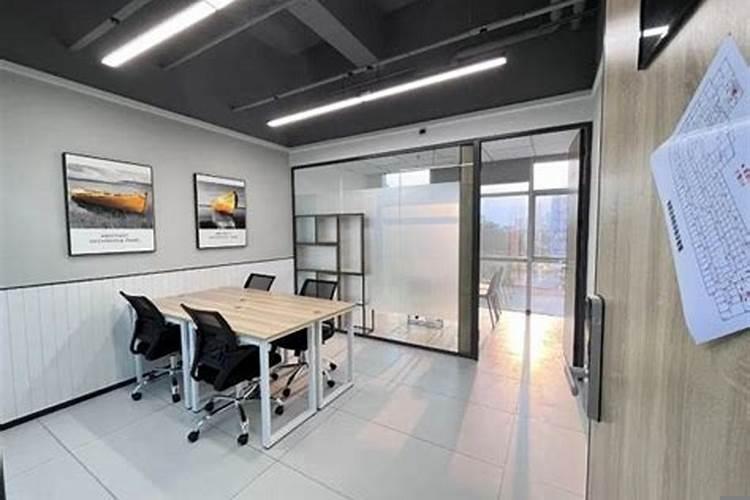 小型办公室布置