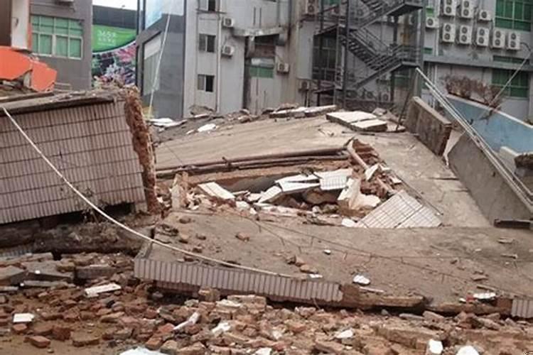 梦到老家修房子是什么意思呀