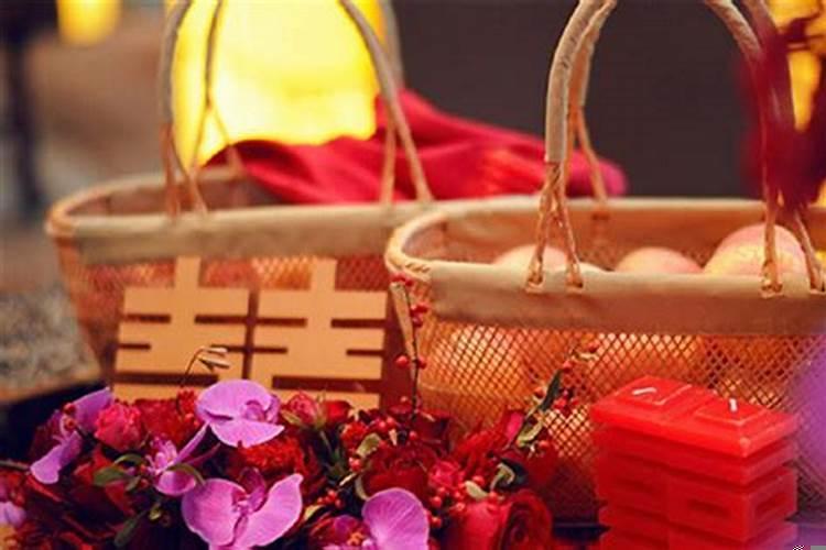 上海本地人订婚男方需要准备