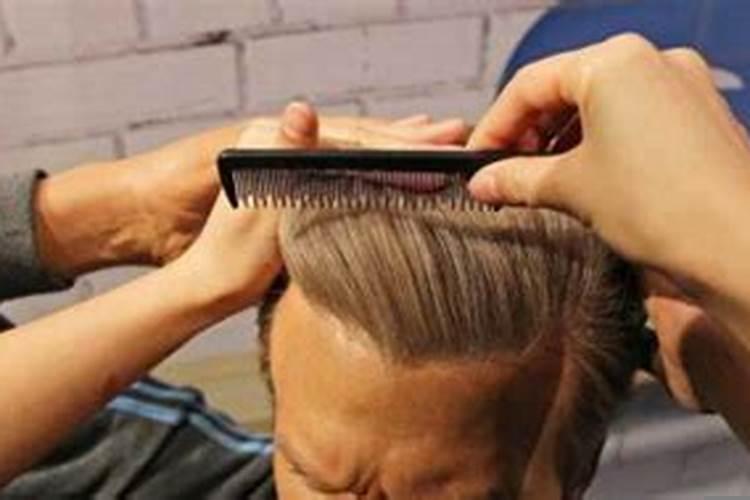 解梦梦见给别人梳头发好不好