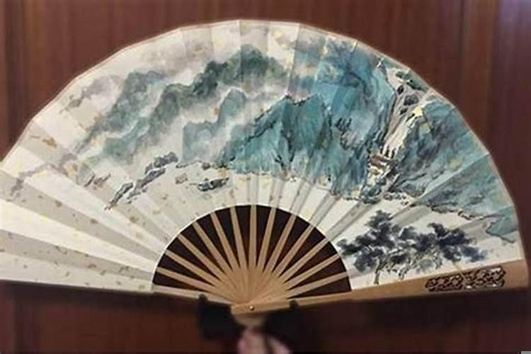 扇子放在门口好不好