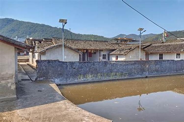 房前有池塘好不好,风水大师