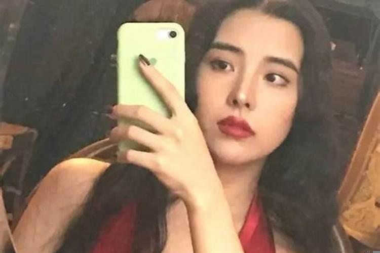 老的慢的生肖女