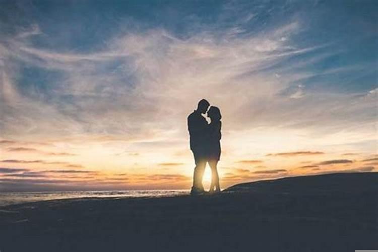 男人在事业上出现低谷的时候