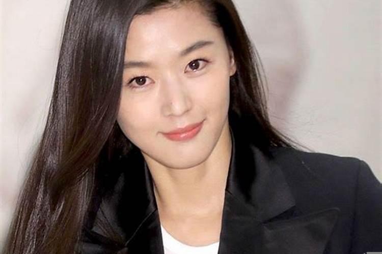 如何根据眉形论断运势高低的关系