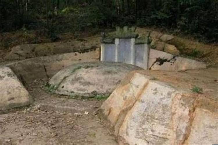 癸丁丑未的阴宅怎么样