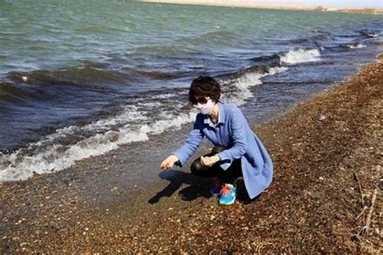 梦见捡石头预示什么呢