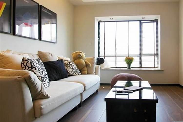 客厅窗户向东好吗