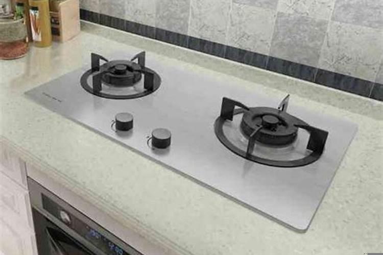 请问厨房的灶具有哪些禁忌和要求