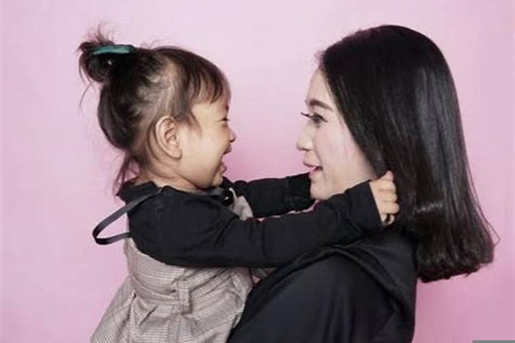 梦见小女人_梦见小女人相关