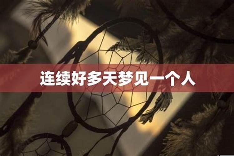 梦见被恐龙追赶逃跑躲藏还是被吃