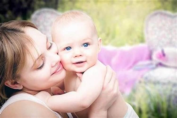 女人梦见抱着女孩是什么意思