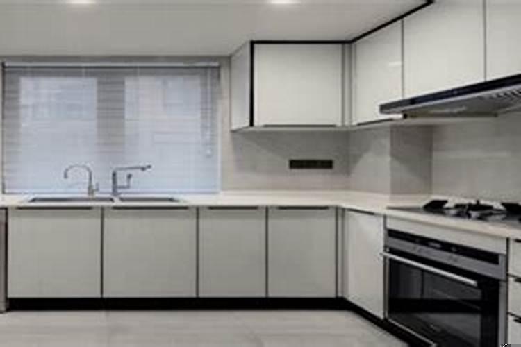 农村房屋前面单独建厨房